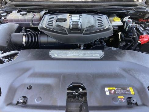 Used 2024 Jeep Wagoneer L 2WD image 26