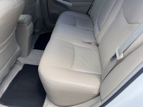 Used 2010 Toyota Prius Three image 16