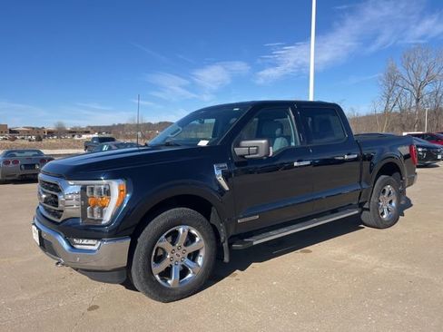Used 2021 Ford F150 XLT w/ Equipment Group 302A High image 11
