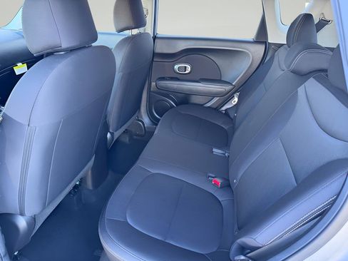 Used 2019 Kia Soul image 33