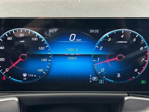 Certified 2022 Mercedes-Benz GLB 250 image 30