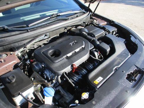 Used 2015 Hyundai Sonata Sport w/ Option Group 03 image 21