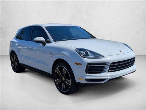 Used 2019 Porsche Cayenne E-Hybrid image 3