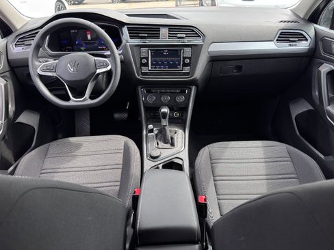 Used 2022 Volkswagen Tiguan S image 25