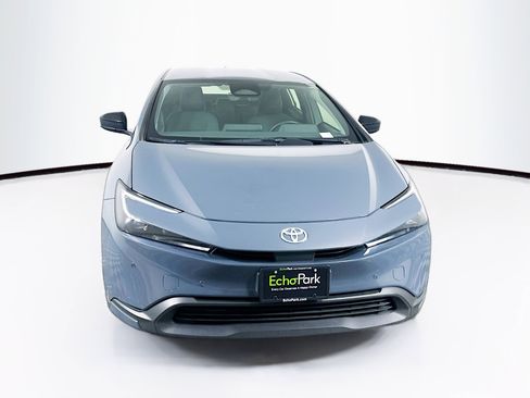 Used 2024 Toyota Prius LE image 2