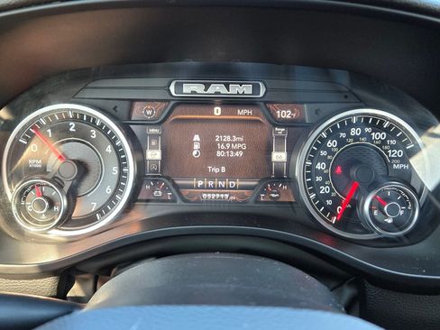 Used 2022 RAM 1500 Big Horn AWD/4WD image 24