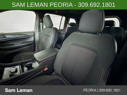 New 2025 Jeep Grand Cherokee Laredo w/ Luxury Tech Group I image 20