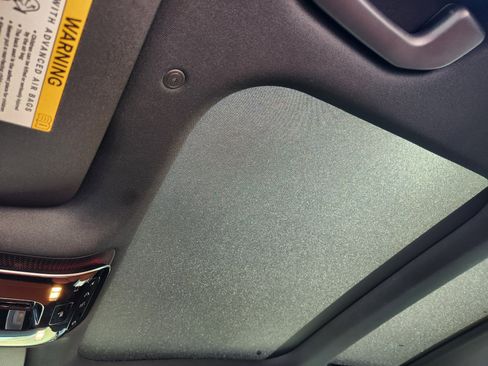 Certified 2025 Mercedes-Benz C 300 Sedan image 24