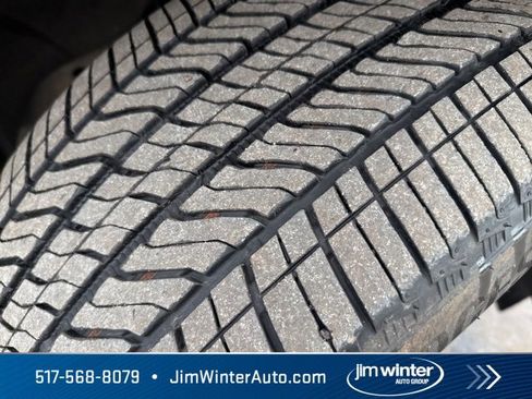 Used 2024 GMC Yukon Denali image 4