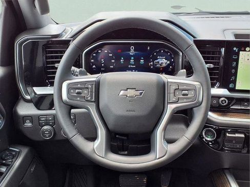 New 2026 Chevrolet Silverado 1500 LT Trail Boss w/ LT Trail Boss Premium Package AWD/4WD image 8