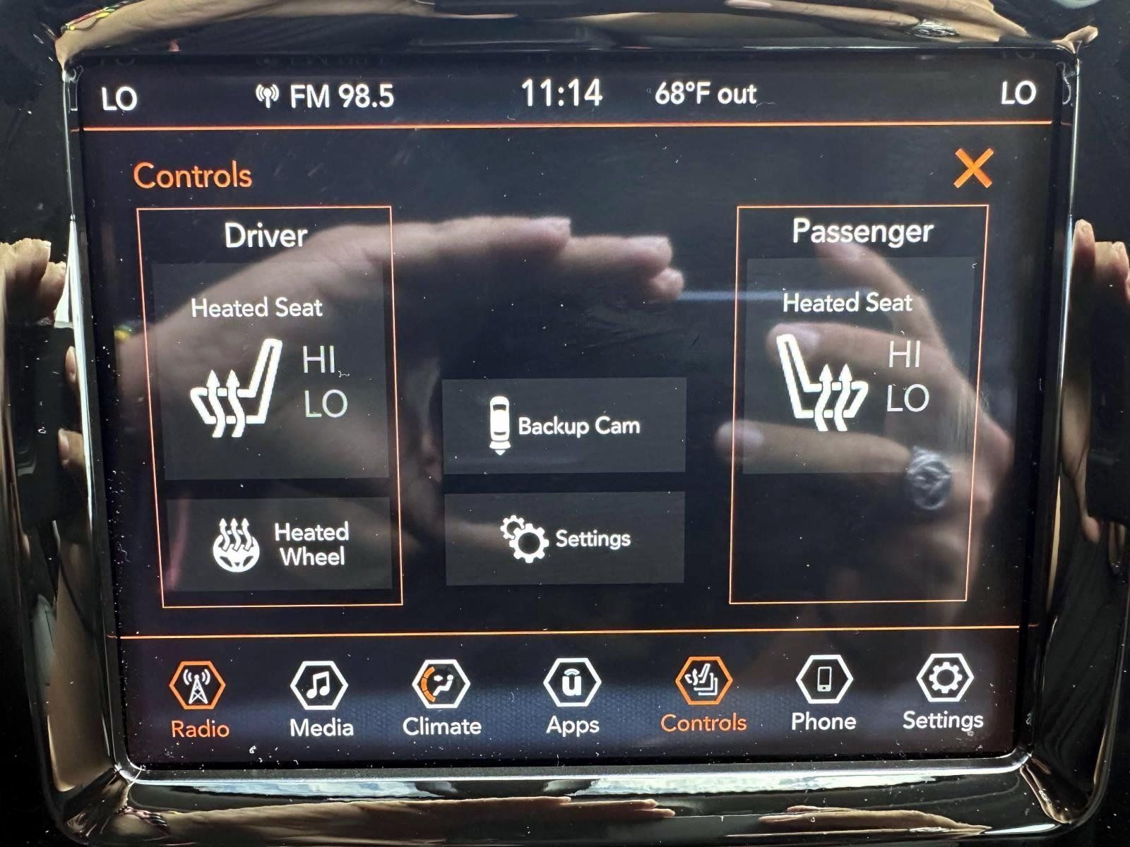 Used 2019 Jeep Cherokee Limited AWD/4WD image 25