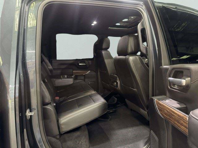 Used 2020 Chevrolet Silverado 2500 High Country w/ Technology Package AWD/4WD image 38