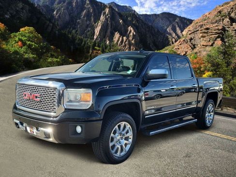 Used 2015 GMC Sierra 1500 Denali w/ Driver Alert Package AWD/4WD image 5