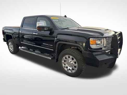 Used 2019 GMC Sierra 2500 Denali w/ Duramax Plus Package image 7