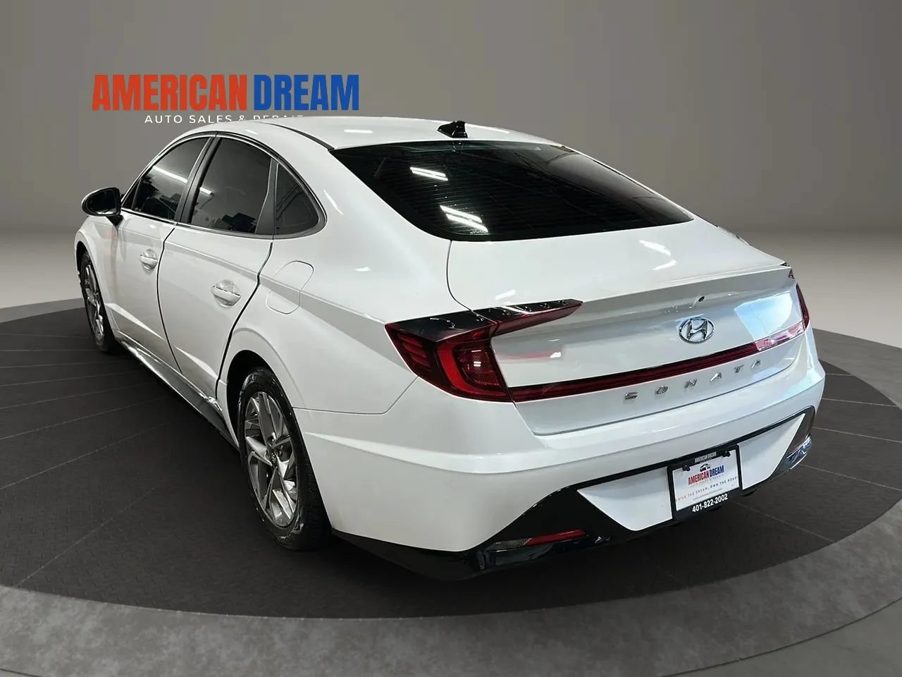 Used 2020 Hyundai Sonata SEL w/ Convenience Package FWD image 3