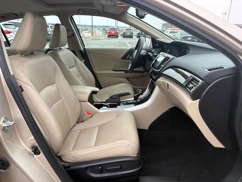 Used 2016 Honda Accord EX-L image 15