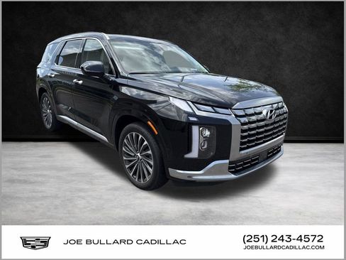 Used 2024 Hyundai Palisade Calligraphy FWD image 1