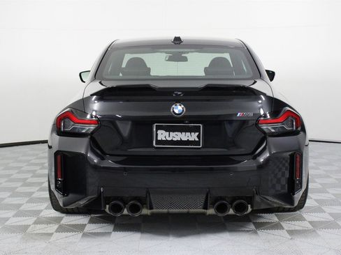 Used 2025 BMW M2 w/ Lighting Package image 5