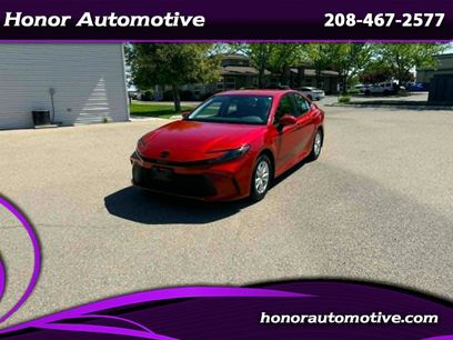 Used 2025 Toyota Camry LE w/ Convenience Package