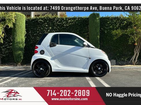 Used 2013 smart fortwo pure RWD image 6