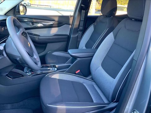 New 2026 Chevrolet TrailBlazer LT image 9