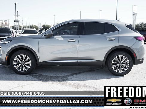 New 2025 Buick Envision Preferred image 4