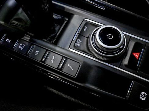 Used 2022 Maserati Levante GT image 36