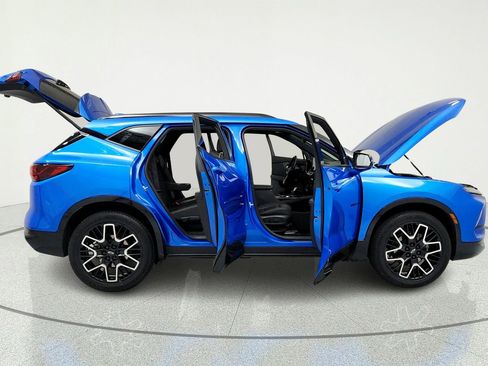 Certified 2024 Chevrolet Blazer RS w/ Enhanced Convenience Package FWD image 13