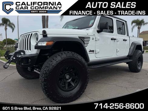 Used 2020 Jeep Gladiator Sport w/ Quick Order Package 24S image 1
