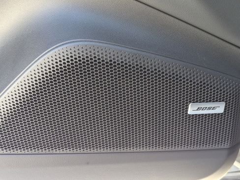 New 2025 Porsche Macan 4S Electric image 14