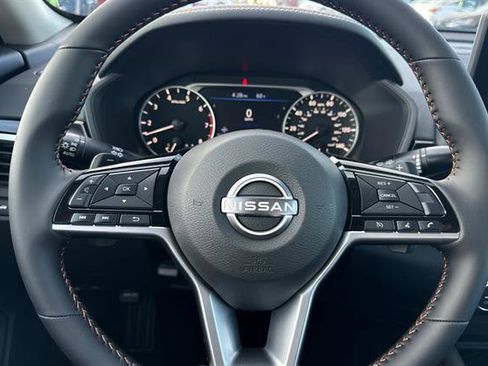 New 2025 Nissan Altima 2.5 SR w/ SR Premium Package image 23