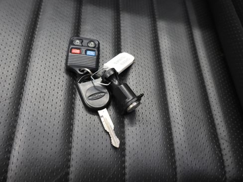 Used 2007 Ford Mustang GT Premium RWD image 44