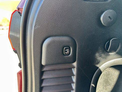 Certified 2021 Jeep Grand Cherokee Laredo X image 38