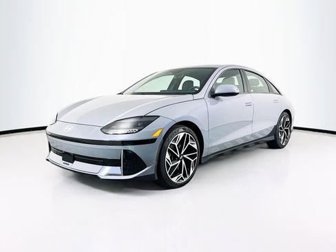 Used 2023 Hyundai Ioniq 6 SEL AWD/4WD image 3