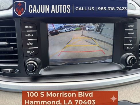 Used 2020 Kia Sorento LX FWD image 25