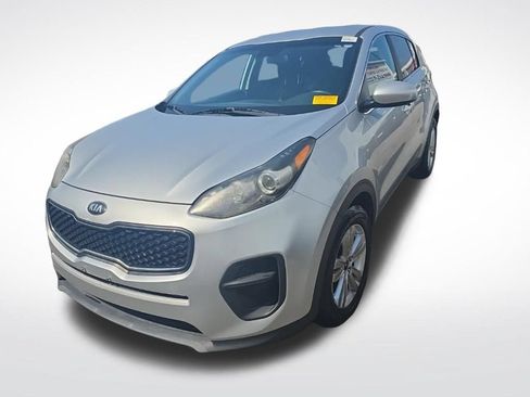 Used 2018 Kia Sportage LX FWD image 2