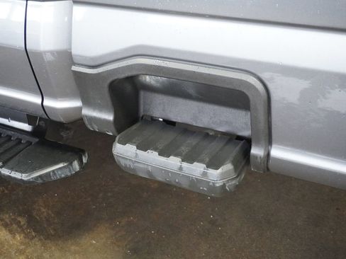 Used 2023 Ford F250 XLT image 7