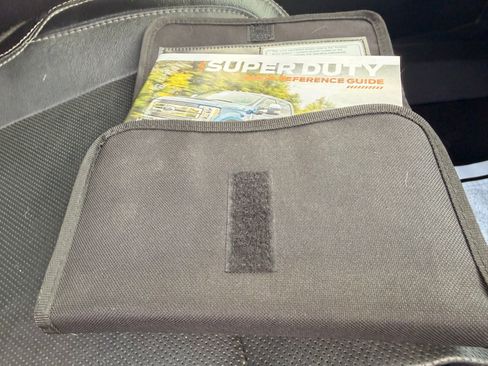 Used 2018 Ford F250 Lariat w/ Chrome Package image 35