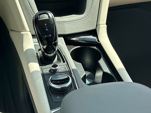 New 2026 Cadillac XT5 Premium Luxury w/ LPO, Floor Liner Package AWD/4WD image 4