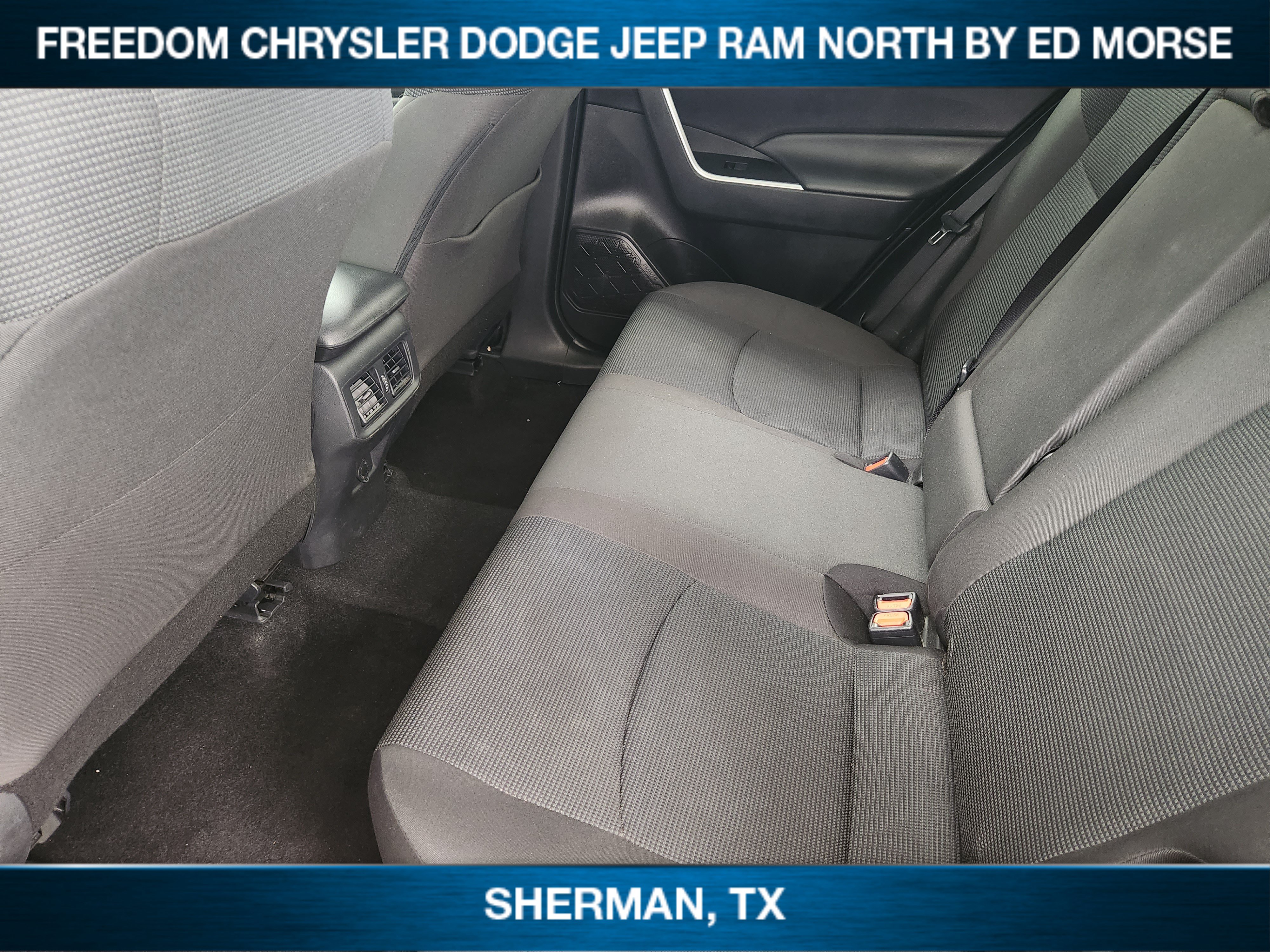 Used 2025 Toyota RAV4 LE FWD image 19