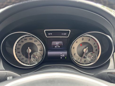 Used 2014 Mercedes-Benz CLA 250 4MATIC image 22