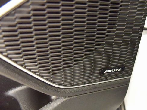 Used 2024 Jeep Grand Cherokee Limited 4xe w/ Luxury Tech Group II image 19