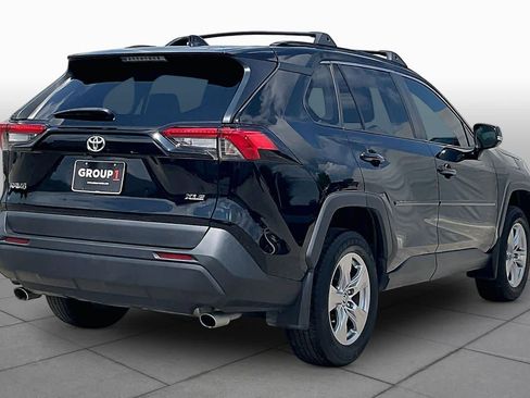 Used 2024 Toyota RAV4 XLE w/ Convenience Package FWD image 13