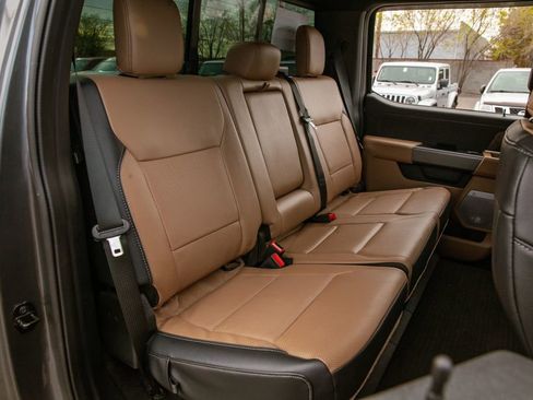 Used 2023 Ford F250 Lariat w/ Sport Appearance Package image 12