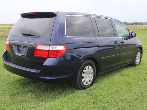 Used 2007 Honda Odyssey LX image 2