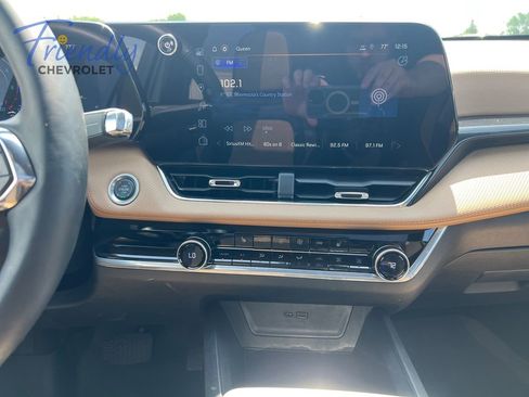 Certified 2025 Chevrolet Equinox ACTIV AWD/4WD image 16
