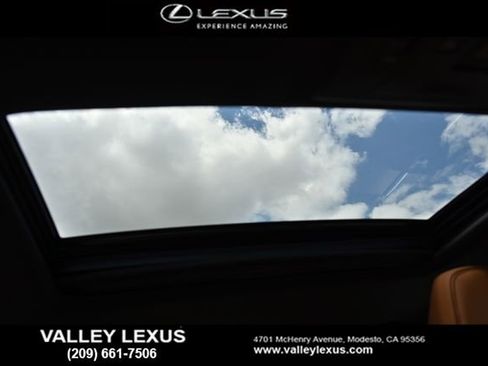 Used 2023 Lexus IS 300 w/ Premium Package RWD image 6
