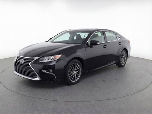 Used 2018 Lexus ES 350 w/ Navigation System Package FWD image 3