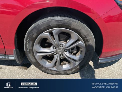 Used 2023 Honda Accord EX image 4