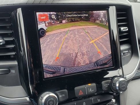 New 2026 RAM 1500 4x4 Crew Cab image 21